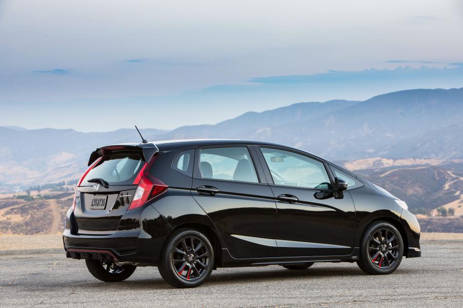  Honda Fit Sport HFP Accessories 2017 года  (NA) (фото 9 из 32)